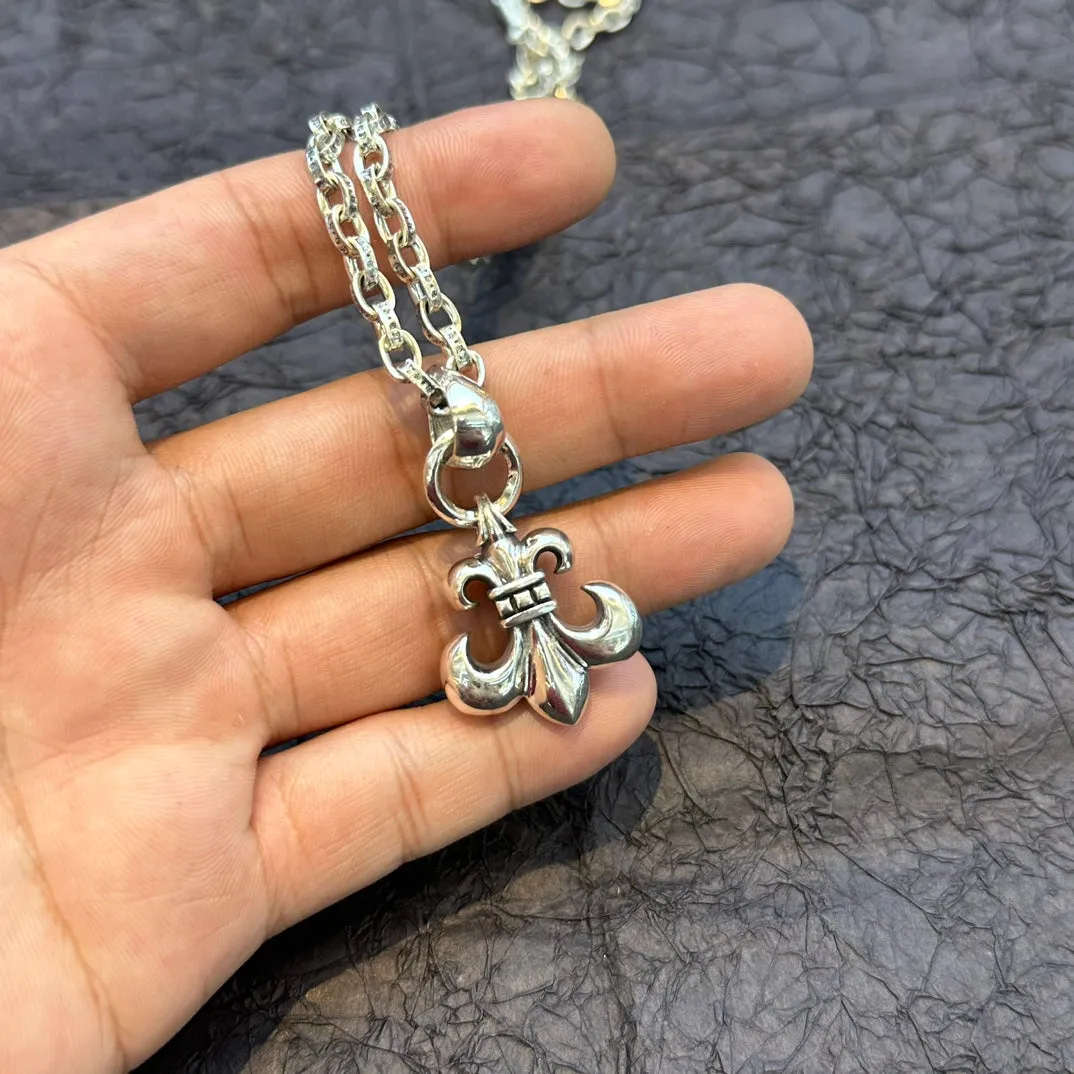 Chrome Hearts - Diamond  Fleur de Lys Necklace Silver