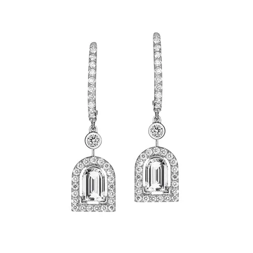 Diamant Sculptural Earring GM, 18k White Gold with DAVIDOR Arch Cut Diamond and Brilliant Diamonds