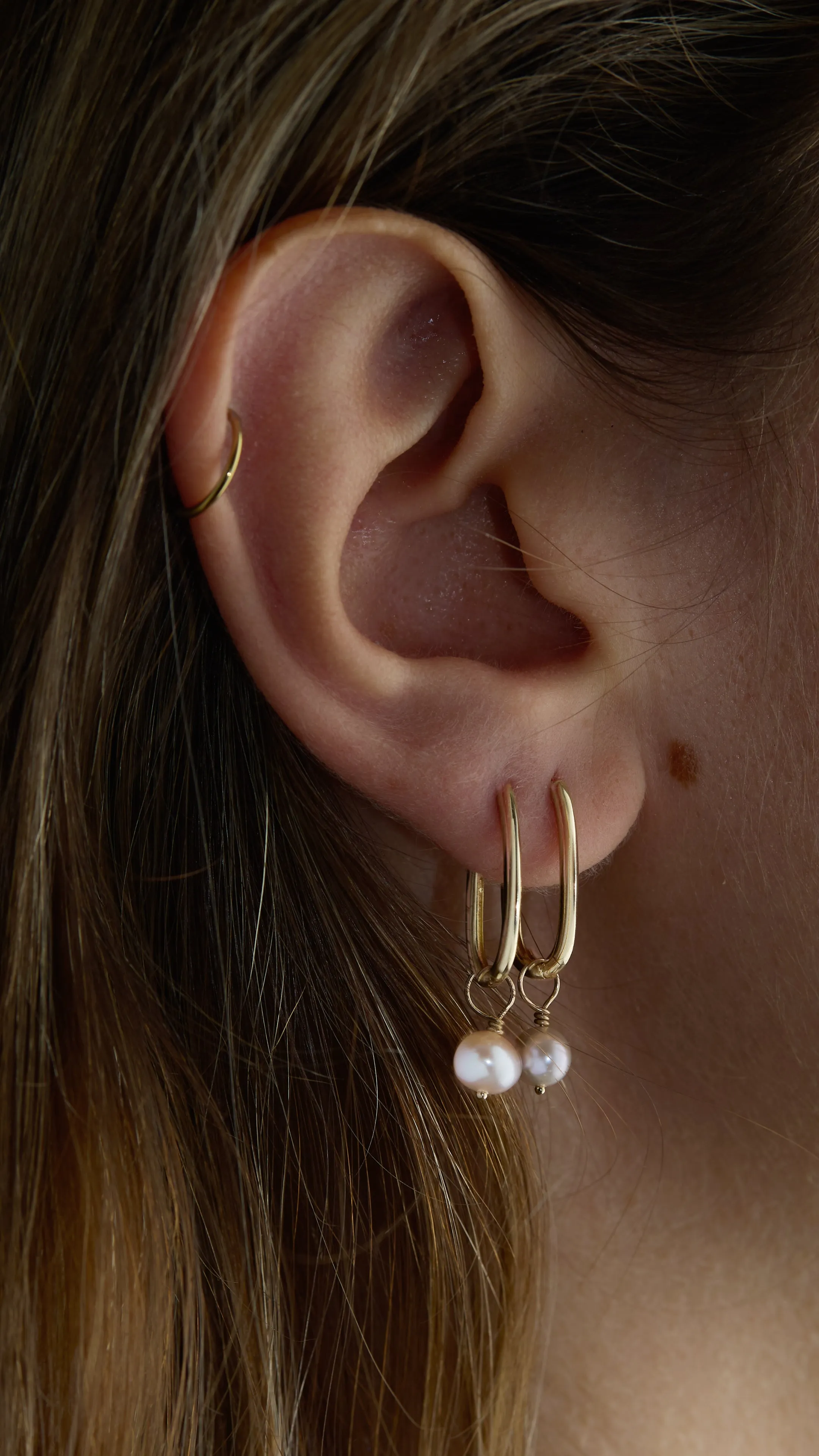 Pom-pom Pendants for Hoops in Gold with Freshwater White Pearls