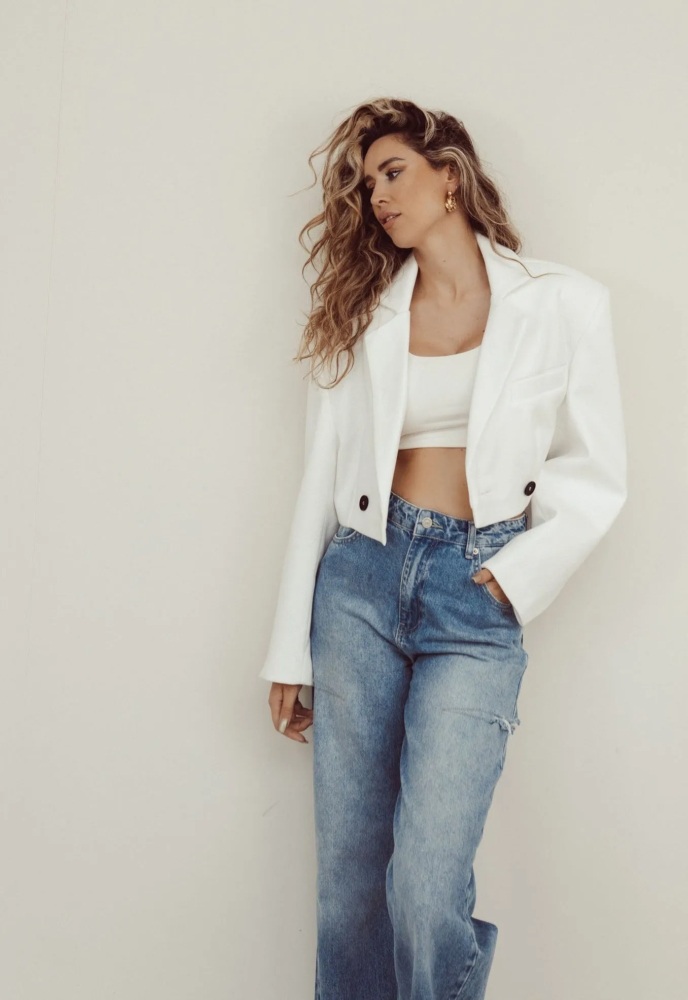 SALE - NOELLE Oversized Cropped Blazer in White