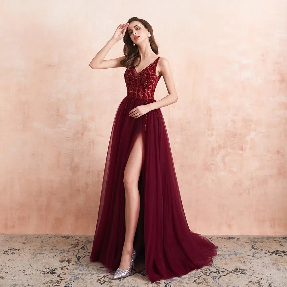 Vestido de Festa Longo Marsala em Tule com Detalhes em Cristais